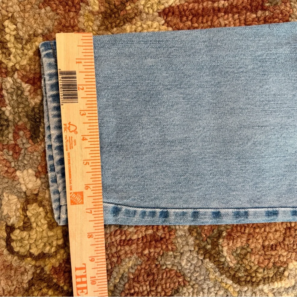 Vintage Levi's Light Blue Denim Jeans with Red Tab - Picture 10 of 14